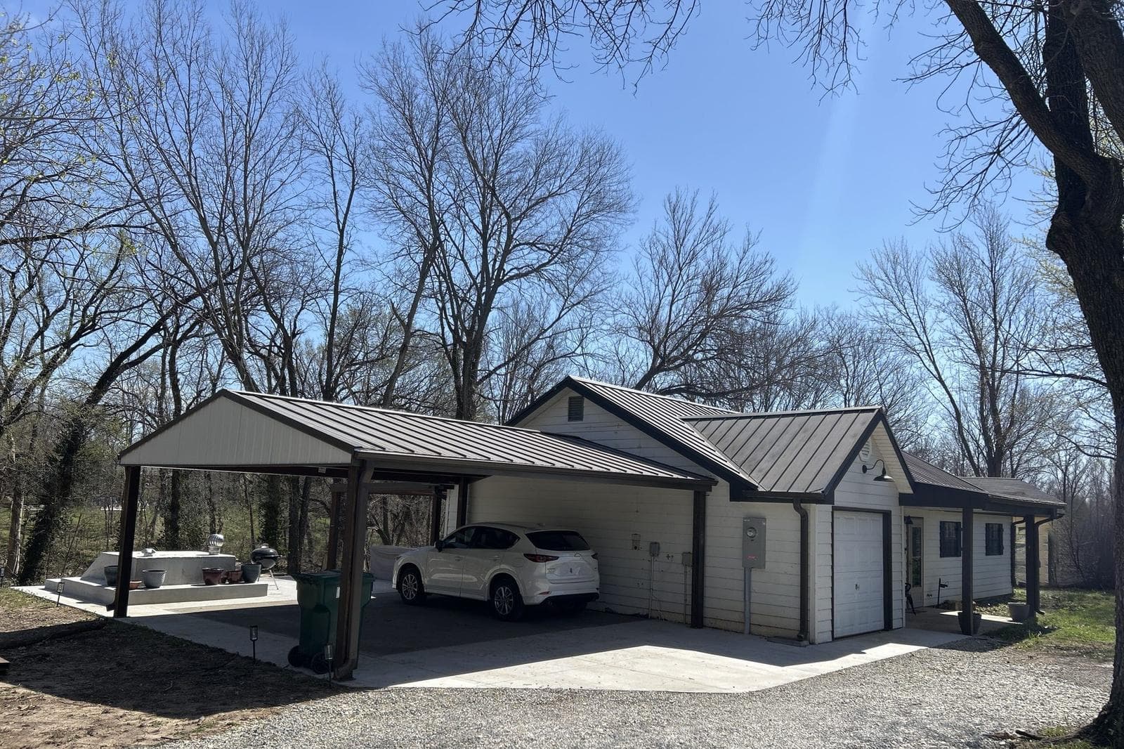 22 × 24 Rigid Frame Steel Carport