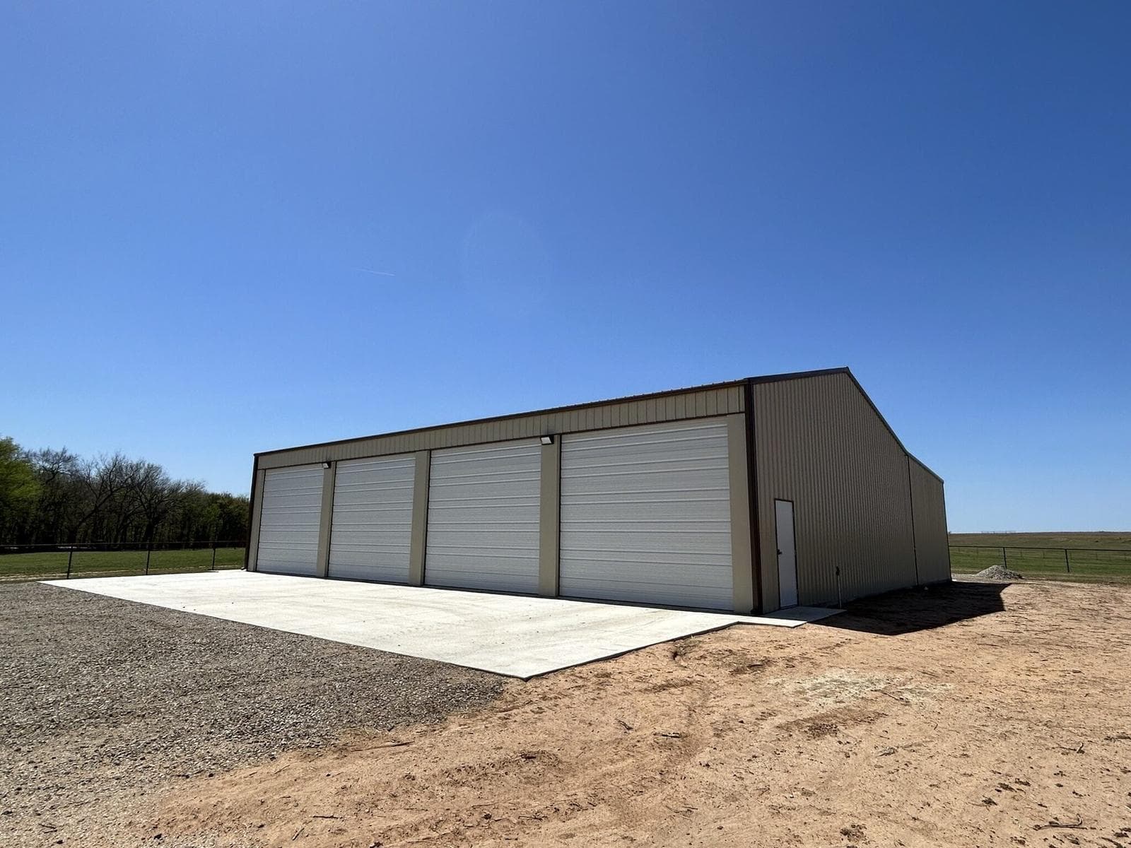 40 × 64 Steel Truss Equipment Storage